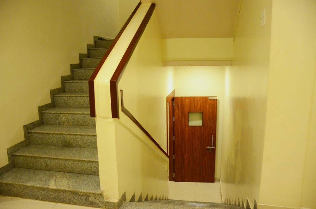 Oyo 6429 Hotel Pearl Púna Kültér fotó