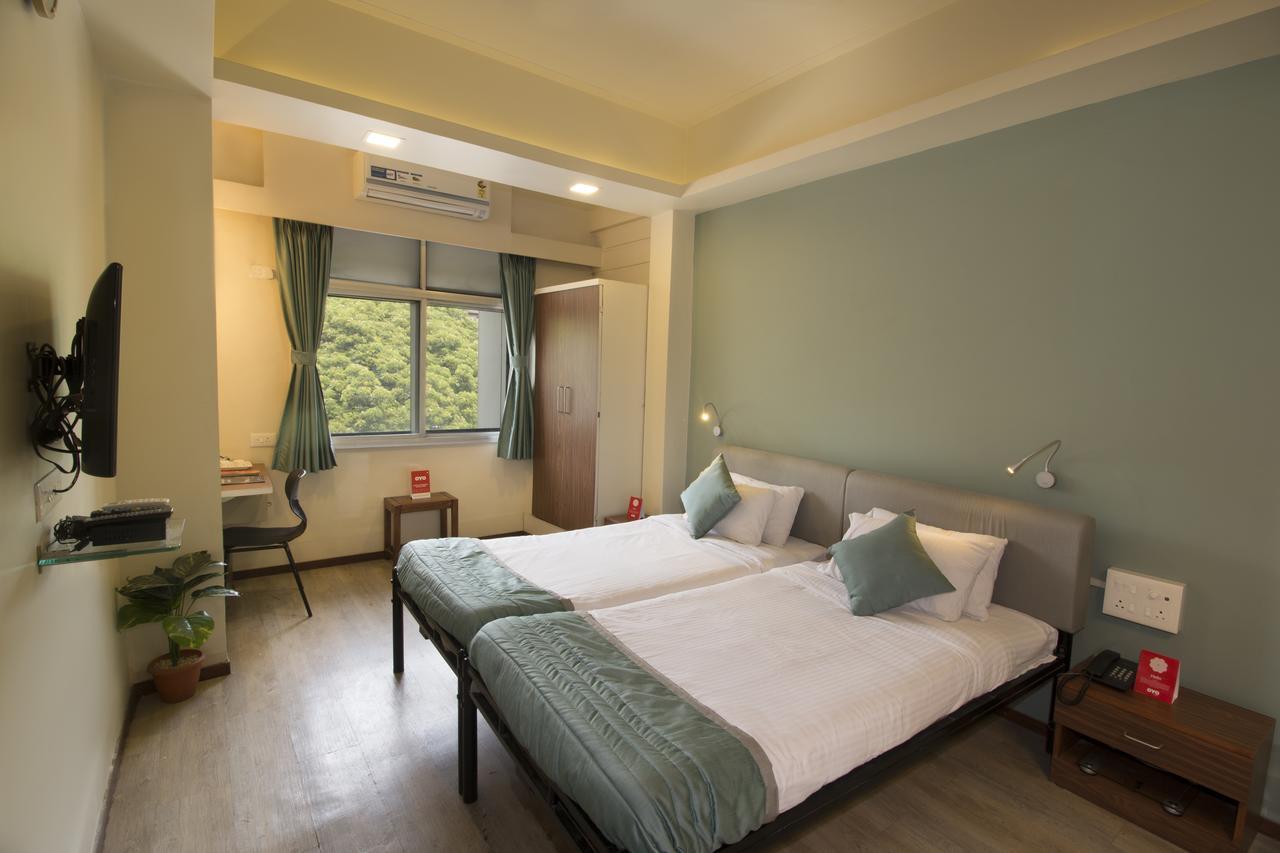 Oyo 6429 Hotel Pearl Púna Kültér fotó