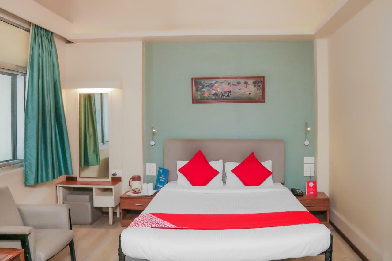 Oyo 6429 Hotel Pearl Púna Kültér fotó