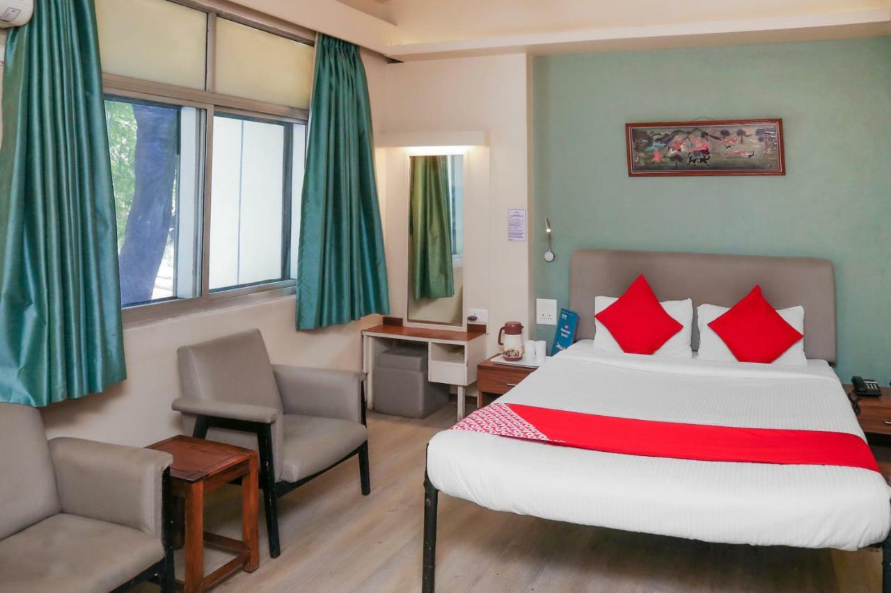 Oyo 6429 Hotel Pearl Púna Kültér fotó